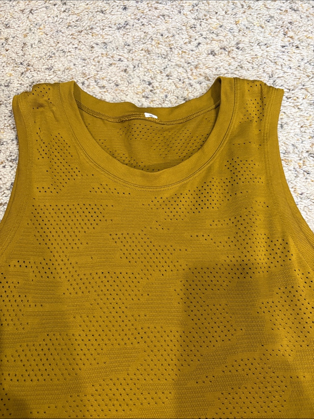 Lululemon Women’s Mustard Sleeveless Tank Top
